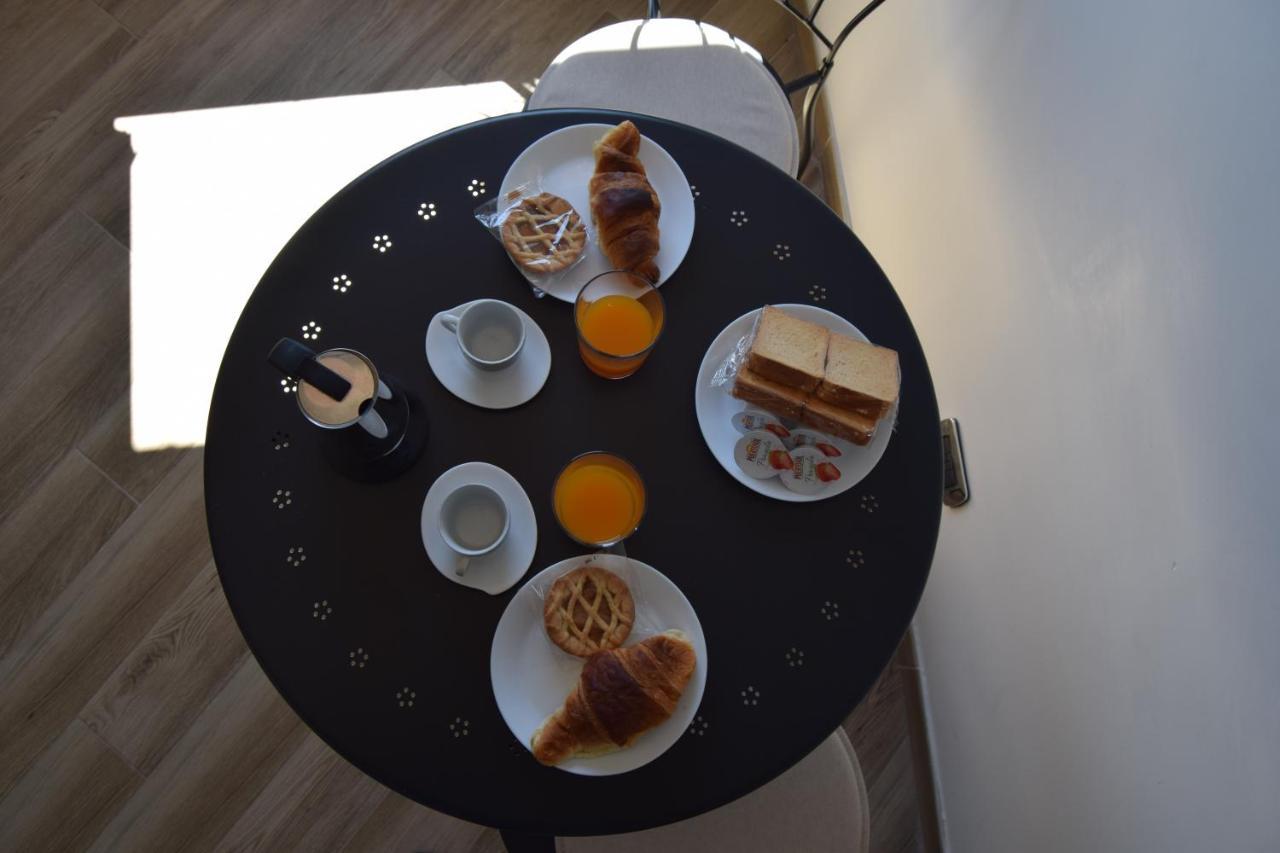 B&B Il Veliero 치비타베키아 외부 사진